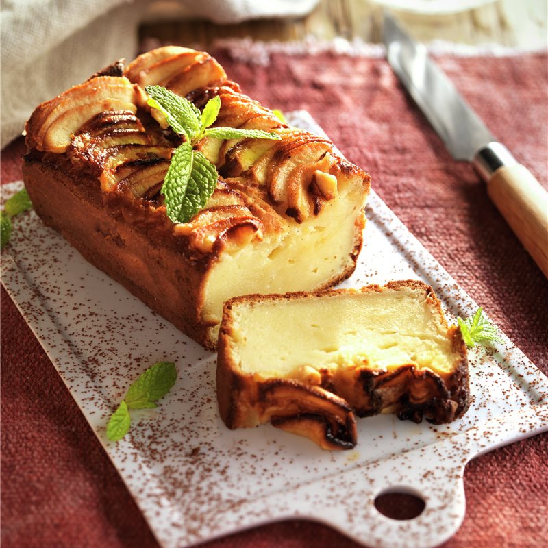 PASTEL DE QUESO CON MANZANA.