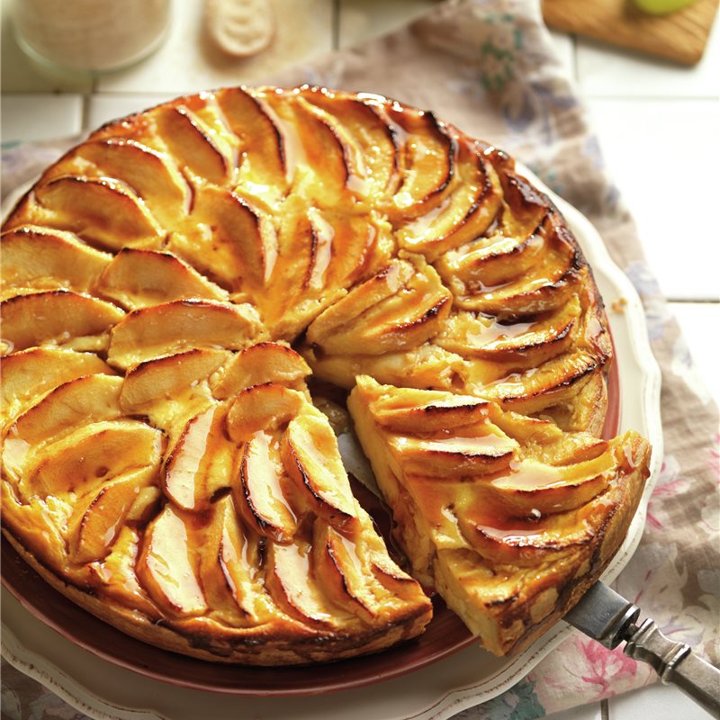 TARTA DE MANZANA RELLENA.